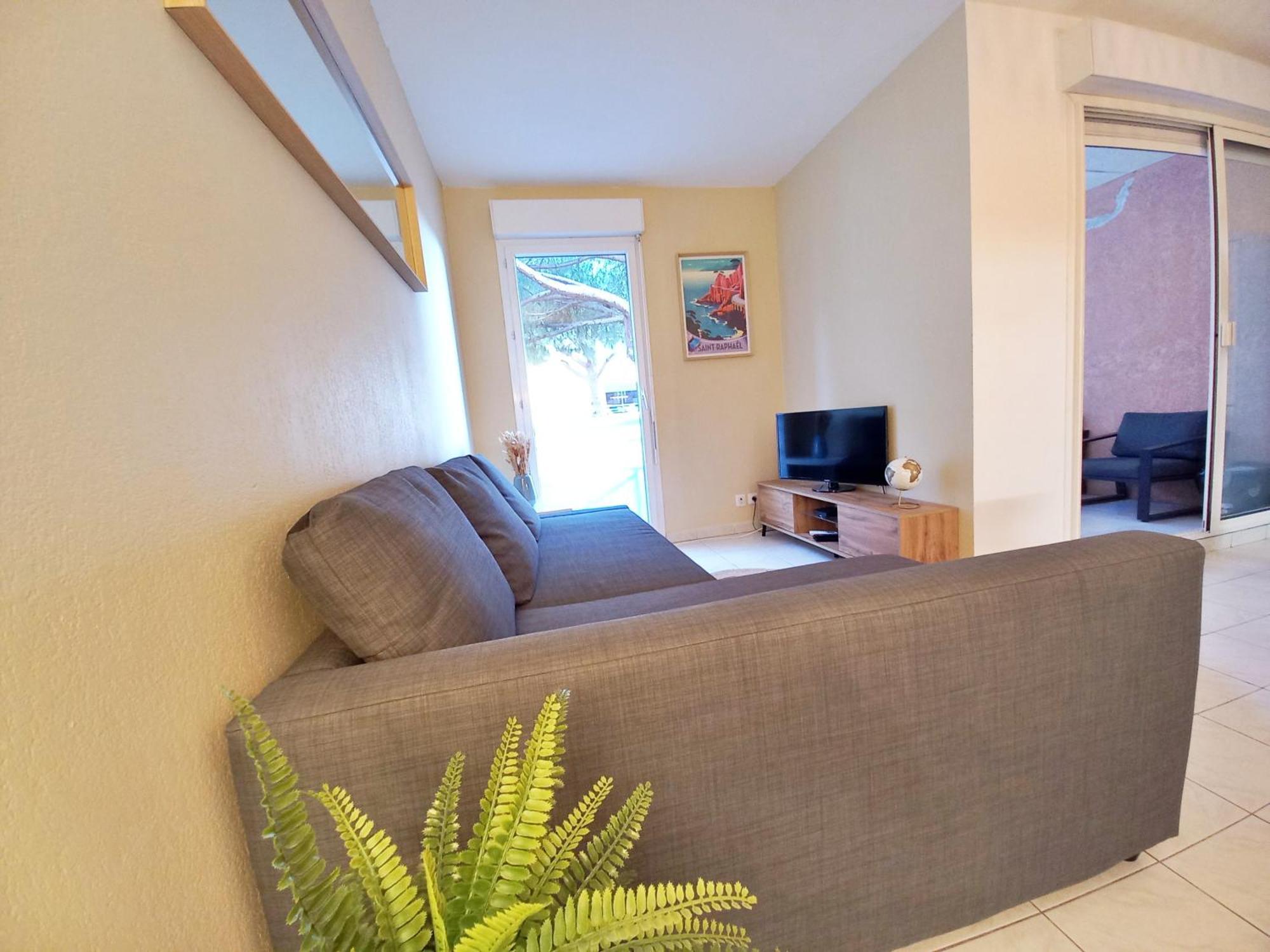 Port Frejus - Tout A Pied - Wifi - Clim Ngoại thất bức ảnh